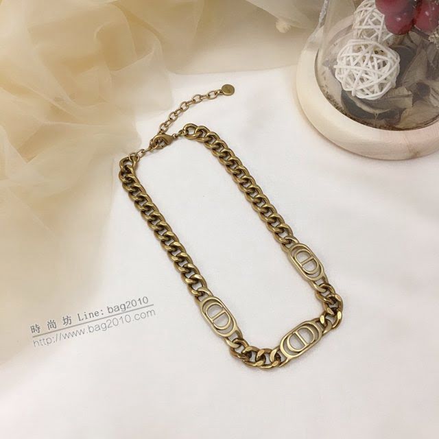 Dior飾品 迪奧經典熱銷爆款復古金色女項鏈  zgd1144